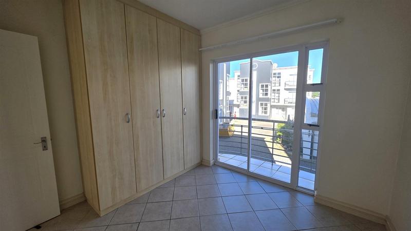 2 Bedroom Property for Sale in Reebok Western Cape
